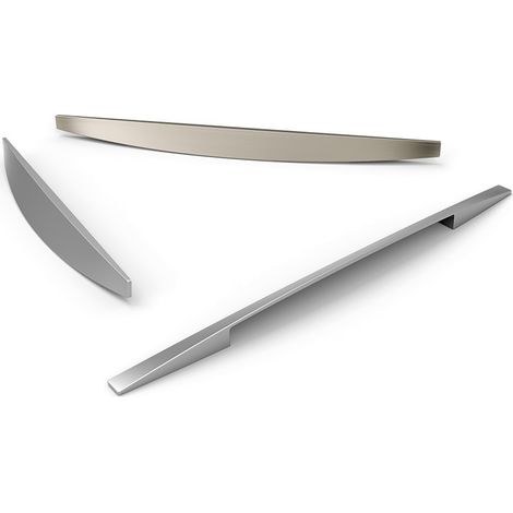 Poignée zamac - Entraxe : 128 mm - Décor : Chromé mat - Longueur : 240 mm - Largeur : 28 mm - Matériau : Zamac - VERGES (1/3)