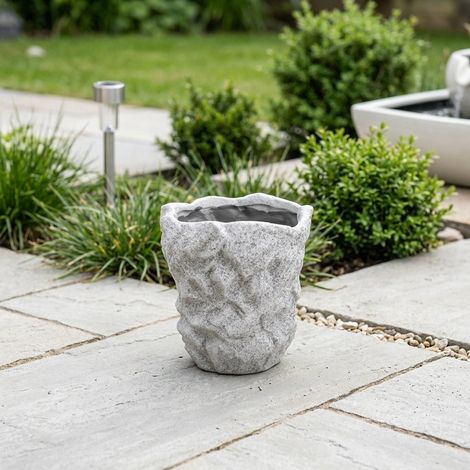 Relica Rough Textured Planter Pot (1/2)