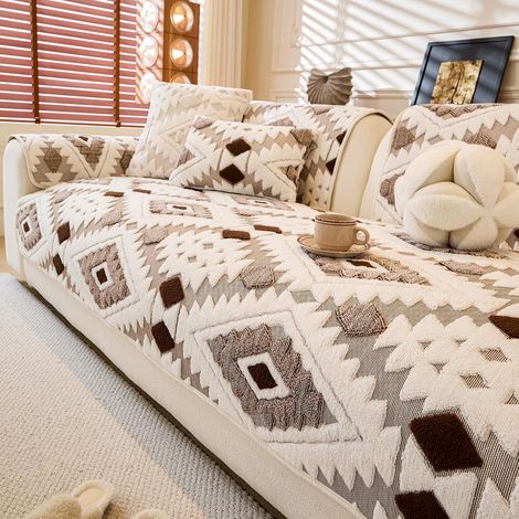 Sofa Cover for 2, 3, or 4 Seater Sofas, Sofa Slipcover, 90 x 160 cm, Coffee  Plush Sofa Protector, Pet-Friendly, Non-Slip, Washable, Sold Individually (1/5)