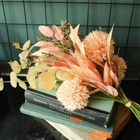Bouquet de fleurs artificielles - Unbrand - Faux soie - Hauteur 44 cm - 2 têtes de pivoine - 3 têtes d'hortensia (1/5)