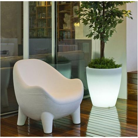 ARUBA Asiento redondo duradero para uso en interiores y exteriores. Fabricado en polietileno (1/3)