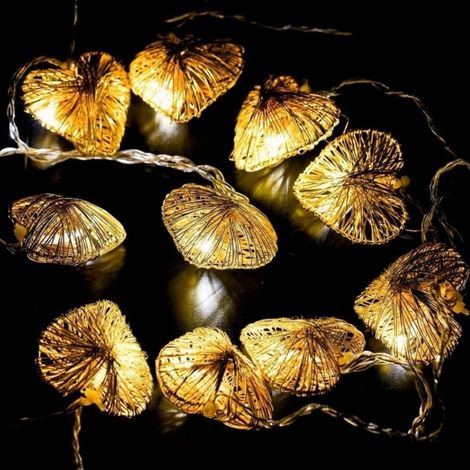 Ghirlanda decorativa a led con 10 cuori dorati
