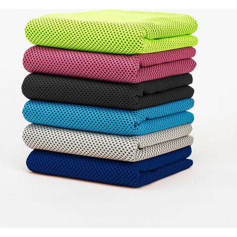 Serviette de sport rafraîchissante en polyester de haute qualité et brocart de soie glacée, séchage rapide. (1/4)