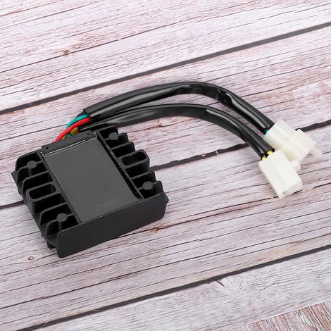 Régulateur-redresseur de tension 12 V CC à 6 fils pour scooters GY6 50 cc, 125 cc, 150 cc, 200 cc et 250 cc