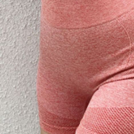 Hochgeschnittene, nahtlose und sehr dehnbare Yoga-Shorts für Damen, ideal für Yoga, Fitness und Laufen. Rot, Größe M, geeignet für Personen mit einem Gewicht zwischen 40 und 60 kg. (1/4)