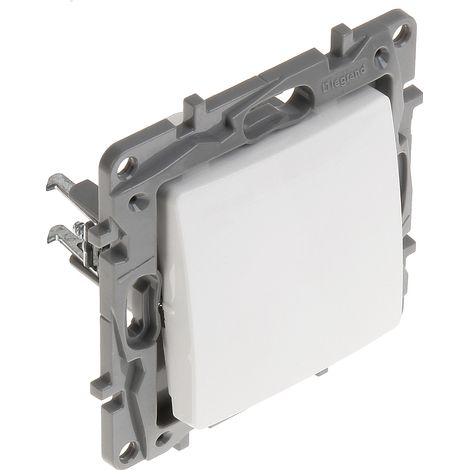 LE-764501 Interruttore per scale Niloe 10 A Legrand (1/5)