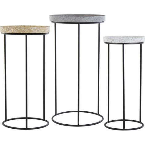 Juego de 3 mesas auxiliares estructura de metal negro base calada efecto mármol tapa gris beige blanca Texon (1/5)
