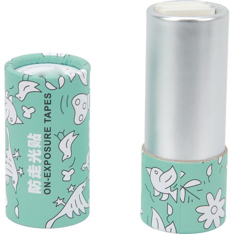 50 pièces de ruban adhésif double face transparent, résistant à la transpiration et sans danger pour les vêtements, idéal pour les cols. (1/5)