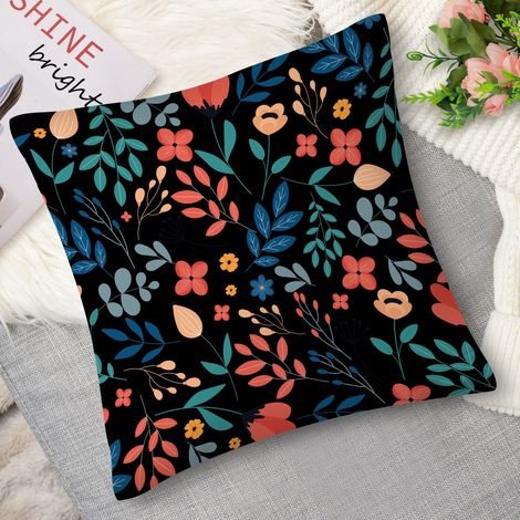 Housse de Coussin with fleurs naïves, enfant (1/5)
