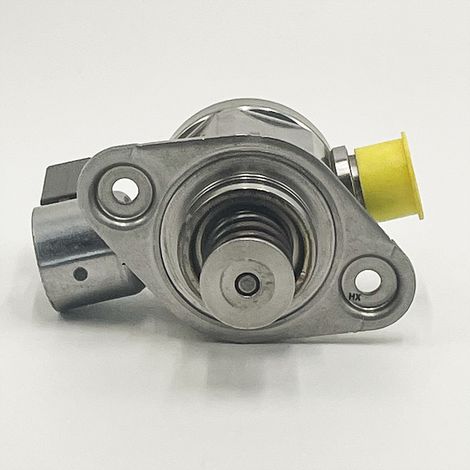 Applies to Volkswagen models 06B127026A and 0261520502, which are equipped with the third generation EA888 1.8T engine. (1/4)