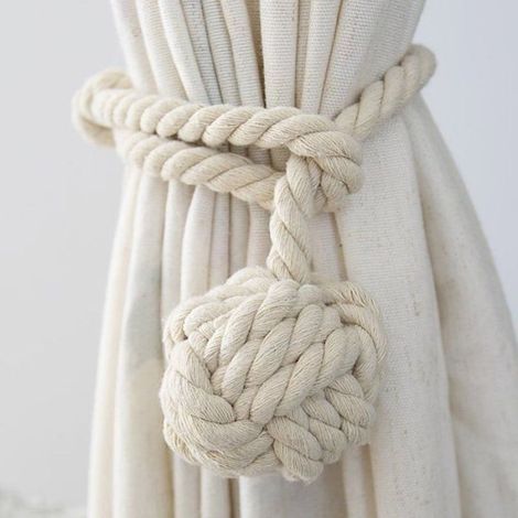 Paire d'embrasses de rideau en corde tricotée à la main avec boule beige, décoration maison (lot de 2) (1/5)