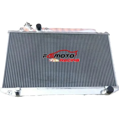 Radiador de 42 mm, 2 filas, dimensiones del núcleo: 375 mm (alto) × 708 mm (ancho) × 40 mm (profundidad), entrada/salida de 34 mm, compatible con transmisión manual. (1/5)