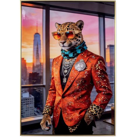Cuadro de leopardo con traje y marco dorado en lienzo 102 cm