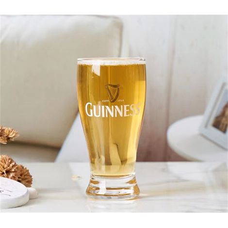 2 Pint-Gläser Guinness (1/5)