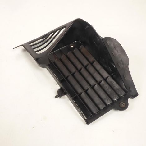 [PRODUIT D'OCCASION] Protection de radiateur origine pour Auto Protection de radiaeur (1/2)