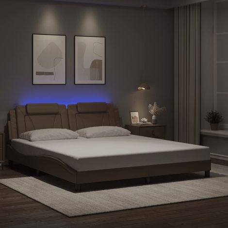 Cadre de lit Viana avec LED sans matelas cappuccino 180x200 cm (1/5)