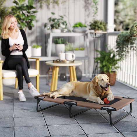 Lit surélevé portable pour chien. Lit surélevé pour animaux de compagnie avec maille respirante. Pour grands chiens. Couleur café. (1/5)