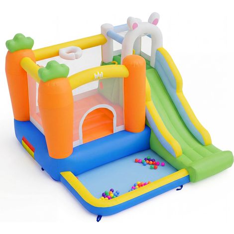 Castillo hinchable con tobogán, aro y piscina de bolas.