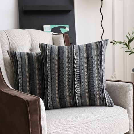 BEBUSINGOTO Set mit 2 Kissenbezügen im Boho-Stil, 45 x 45 cm, schwarze Dekokissen für Bett, Sofa, Schlafzimmer, Wohnzimmer, Wohnaccessoires (1/4)