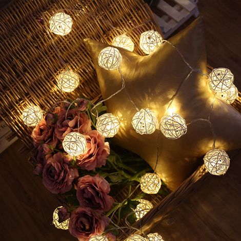 Guirlande Lumineuse LED Boule en Rotin - 3 M - 20 Ampoules - Alimentation USB - Décoration Intérieure Extérieure - 1 Pièce (1/5)