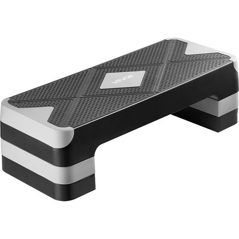 Stepper Aérobie Fitness 71 cm de Long, Step de Fitness Réglable en Hauteur, Plate-forme pour Exercices d'Aérobic avec 4 Rehausseurs, Antidérapant, pour la Musculation Domicile Gym, Gris (1/5)