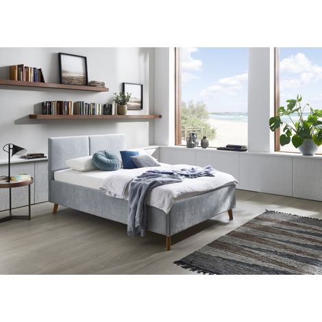 Meise Möbel Polsterbett Piano 140x200 cm Doppelbett Bettgestell Kopfteil mit tiefem Einzug Strukturstoff Hellblau Holzfuß eichefarbig (1/5)