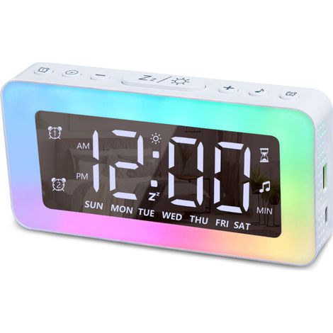 Réveil Numérique - Affichage LED Couleur - Port USB Intégré - Alarme Double Semaine/Week-end - Fonction Snooze - Réveil avec Éclairage RGB - 1 Pièce (1/5)