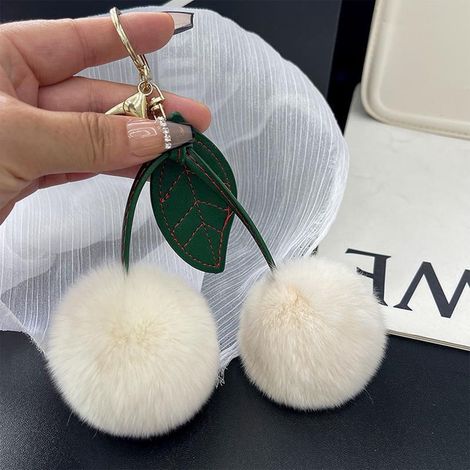 Pendentif Cerise - Imitation Poil De Lapin - Pour Rétroviseur Automobile / Sac / Porte-Clés - Blanc - 15 x 12 x 6 cm - Lot De 3 (1/5)