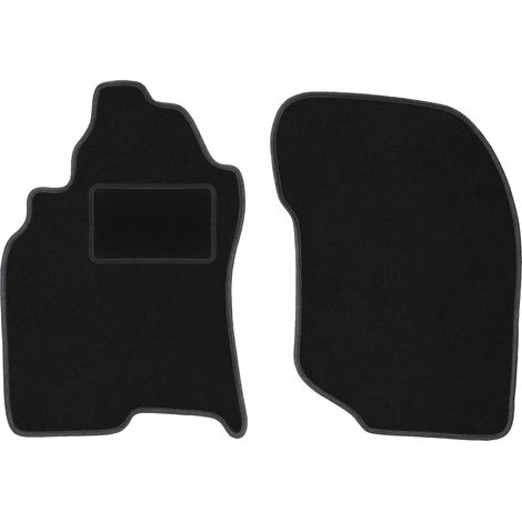 Tappetini anteriori neri per: Nissan X-Trail I T30 SUV (2001-2007) (1/5)