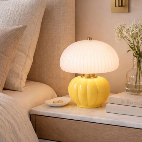 Lampe de chevet en verre jaune Madeleine