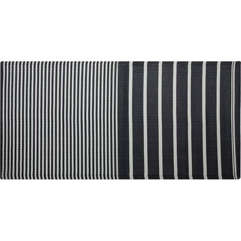 Alfombra de exterior de material sintético negro 90 x 180 cm patrón geométrico a rayas ecológico moderno minimalista Haldia (1/5)