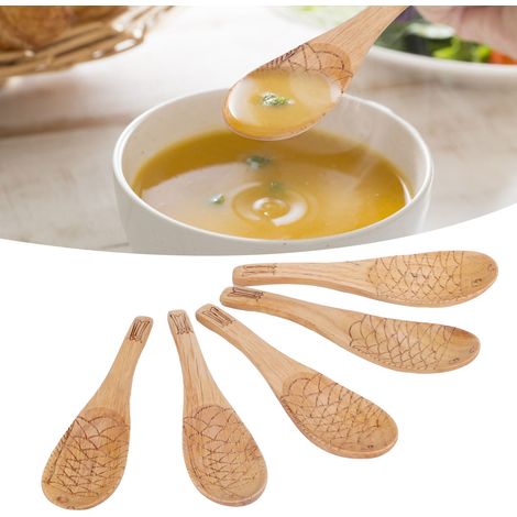 Set aus 5 hölzernen Reislöffeln, fischförmigen, geschnitzten Suppenkellen, Küchenutensilien (1/5)