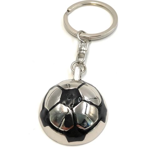 Dos llaveros, con forma de media pelota de fútbol, colgantes planos de metal negro y plateado, de 3 cm de diámetro.