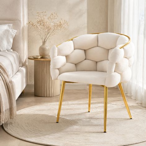 Silla de comedor de terciopelo beige con patas metálicas doradas, respaldo curvo acolchado y apoyos regulables, ideal para salón, dormitorio o tocador - CHICFURN (1/5)