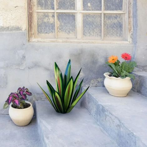 Decorazione a forma di tequila, pianta in ferro battuto, scultura rustica a forma di tequila da 55 cm, decorazione da giardino, statuetta per patio, prato, paletto, decorazione, regalo da giardino (1/4)