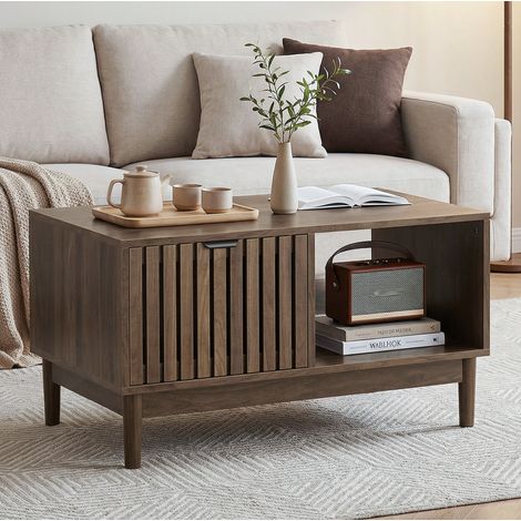 Table basse en MDF coloris noyer 80 cm avec niche, étagères ouvertes et pieds en bois massif (1/5)