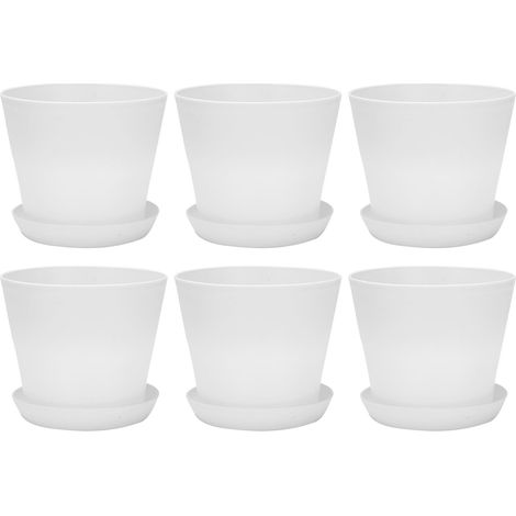 Sei vasi rotondi in plastica con sottovaso, finitura lucida, per la decorazione del giardino domestico, colore bianco. (1/5)