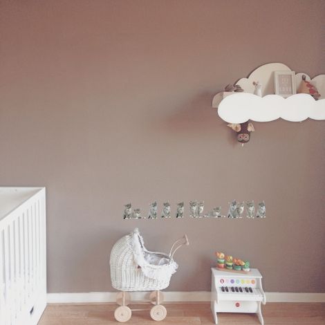 Sticker autocollant chaton aux yeux gris, 2 pièces, 10,5 cm X 17 cm, déco murale, décoration intérieure, décoration chambre enfant. (1/4)