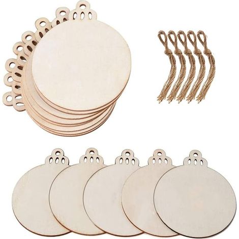Lot de 50 boules de Noël rondes en bois vierges à suspendre avec ficelles pour décoration de vacances et loisirs créatifs, étiquettes cadeaux et décorations à suspendre (1/5)