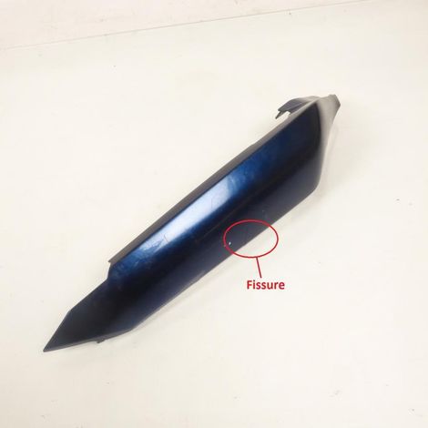[PRODUIT D'OCCASION] Coque arrière droite origine pour moto Yamaha FZ1 2006-2006 (1/2)