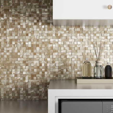 Lot de 8 feuilles d'autocollants carrés 3D pour carrelage mural en métal, carreaux adhésifs pour murs de cuisine (8 feuilles, doré) (1/5)