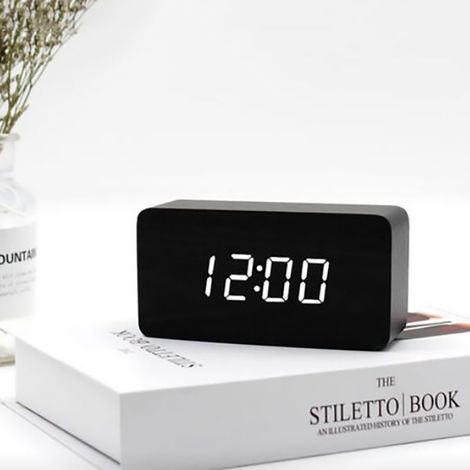 Numérique Réveil Bois Réglable Luminosité Contrôle Vocal LED Horloge Rectangle Affichage Temps Température Décor À La Maison-Enlé (1/3)