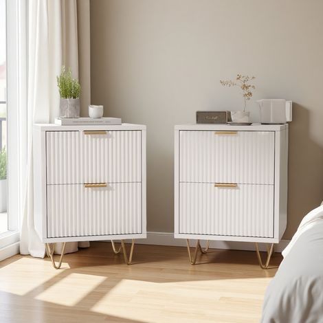 Set di 2 comodini 49x29x47 cm - con 2 cassetti ondulati - maniglie e piedini dorati - MDF - stile contemporaneo - per salotti e corridoi - Bianco (1/5)