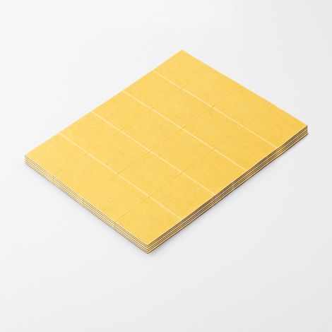 Magna-C Selbstklebende Magnetfolie 30x30mm - 100 Stück im Set (1/3)