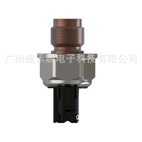 Der Common-Rail-Drucksensor RE549752 ist mit dem Kraftstoffdrucksensor-Zubehör von John Deere Baggern kompatibel. (1/4)