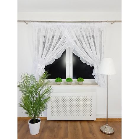 Cortina confeccionada con delicado estampado devoré de 300x155cm. (1/5)