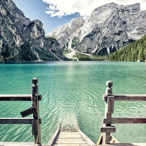 Tableau sur verre escalier du lac 30x30 cm - Impression sur Verre - Image HD  imprimée sur Verre - Tableau mural décoratif en verre - Finition Brillante - Fabriqué en France (1/5)