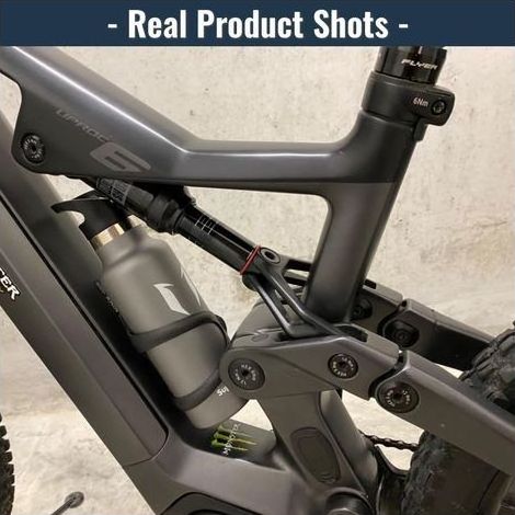 Porte-bidon Velo Carbone, Porte-Bouteilles Ultra-Leger en Fibre de Carbone avec Fixation Laterale Stable, Support Universel pour VTT et Velos de Route, Cage a Eau pour Cyclistes (1/5)