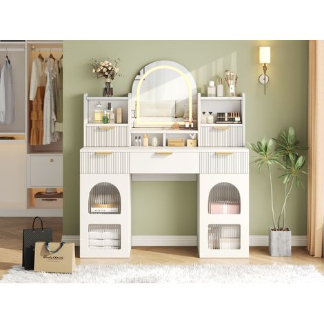 Grande coiffeuse avec éclairage LED et miroir – table de maquillage pour la chambre, avec 3 tiroirs, 2 portes vitrées et étagères, blanche, 120×40×139,5 cm (1/4)