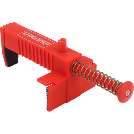 2 outils de maçonnerie, un niveau et un outil de mesure, des accessoires métalliques, du plastique rouge, un marqueur de ligne de maçonnerie rouge (1/5)